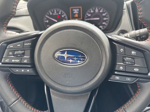 Certified 2025 Subaru Crosstrek 2.5i Limited w/ Crosstrek Mirror Package image 18