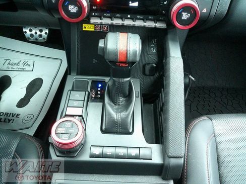 Used 2024 Toyota Tacoma TRD Pro image 21