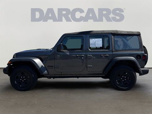 Used 2022 Jeep Wrangler Unlimited Sport image 4