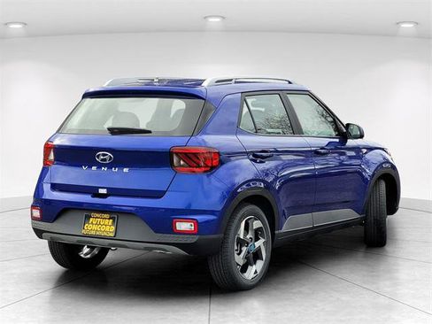 New 2026 Hyundai Venue SEL image 6