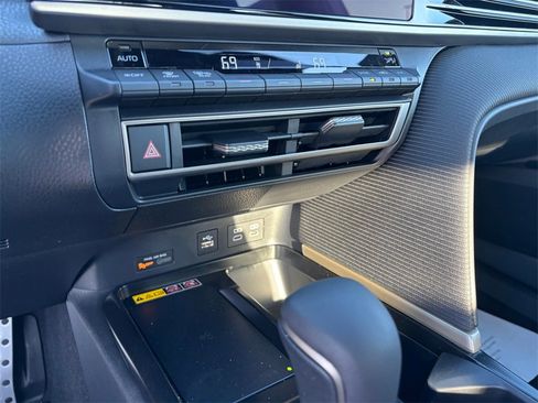 New 2026 Toyota Camry SE w/ Convenience Package image 17