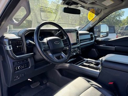Used 2024 Ford F250 Lariat w/ Lariat Ultimate Package AWD/4WD image 27
