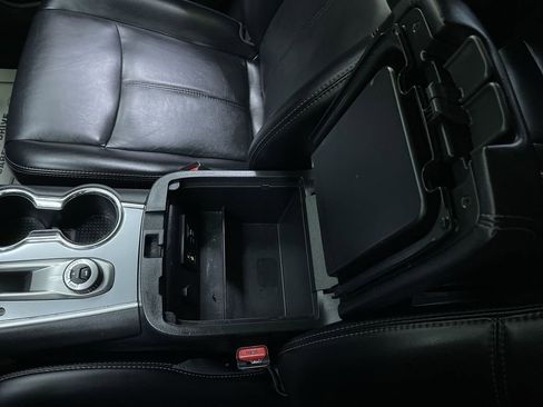 Used 2019 Nissan Pathfinder SL image 26