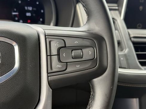 Used 2024 GMC Yukon XL SLT RWD image 24