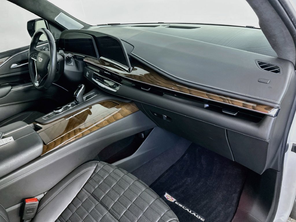 Used 2023 Cadillac Escalade Premium Luxury Platinum AWD/4WD image 31