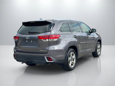 Used 2019 Toyota Highlander Limited image 5