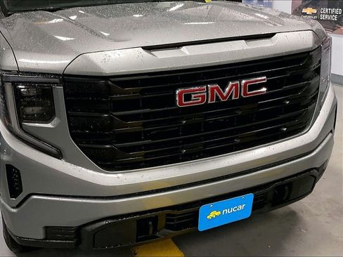 Used 2024 GMC Sierra 1500 Pro w/ Graphite Edition AWD/4WD image 31