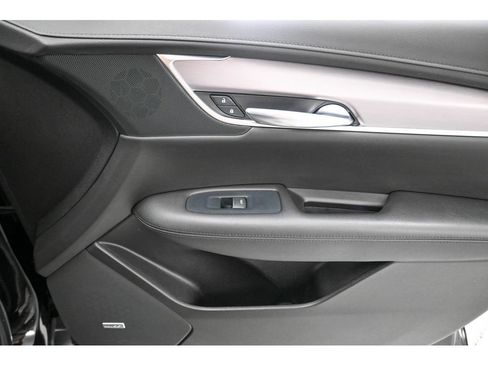 Used 2019 Cadillac XT5 Luxury FWD image 19