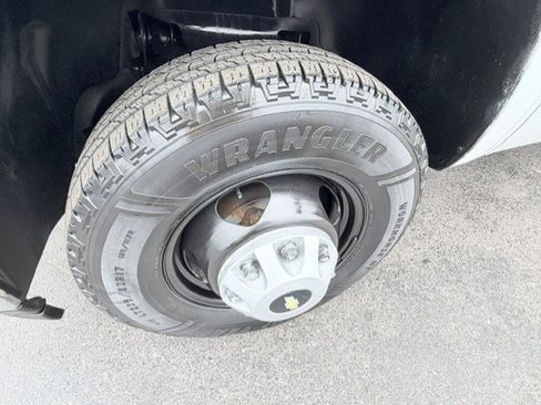 Used 2014 Chevrolet Silverado 3500 W/T RWD image 9