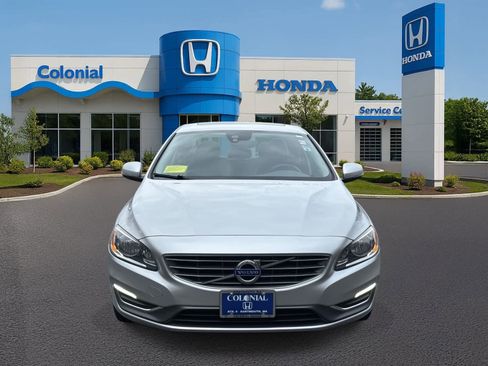 Used 2017 Volvo S60 T5 Inscription w/ Convenience Package image 38