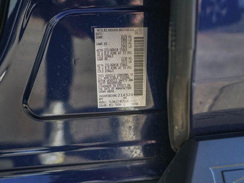 Used 2022 Nissan Pathfinder SV image 40