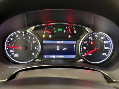 Used 2024 GMC Terrain SLT w/ Elevation Edition AWD/4WD image 15