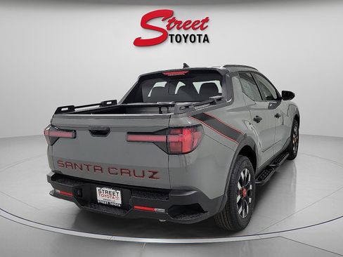 Used 2025 Hyundai Santa Cruz SEL image 4