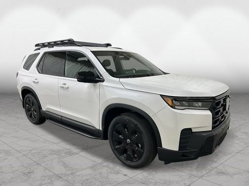 New 2026 Honda Pilot Black Edition image 7