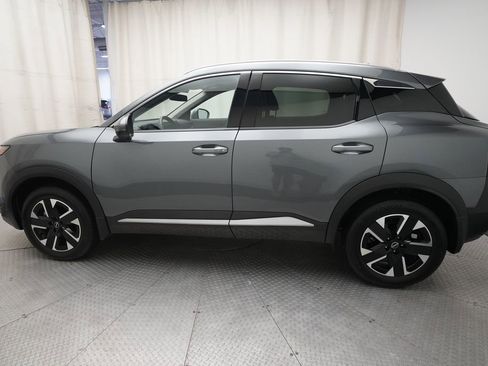 Used 2025 Nissan Kicks SR AWD/4WD image 23