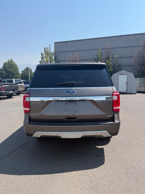 Used 2018 Ford Expedition XLT w/ Equipment Group 202A AWD/4WD image 7