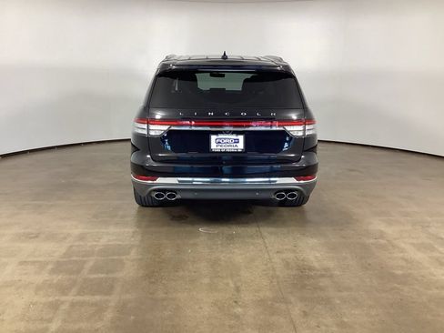 Used 2023 Lincoln Aviator Reserve w/ Equipment Group 201A AWD/4WD image 6