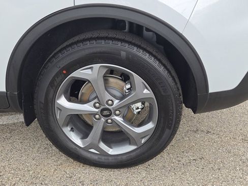 New 2025 Ford Escape ST-Line w/ Equipment Group 301A image 15