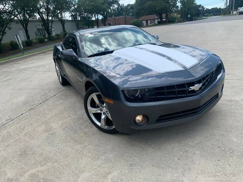 Used 2010 Chevrolet Camaro LT w/ RS Package RWD image 7
