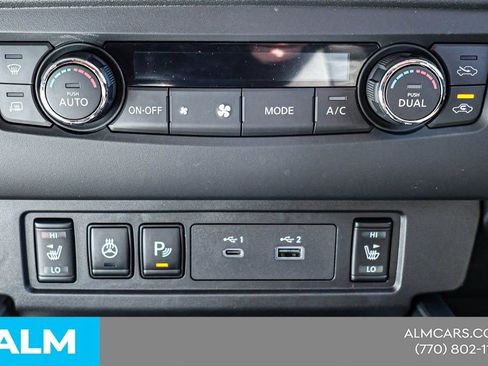Certified 2025 Nissan Frontier SV w/ SV Convenience Package RWD image 39