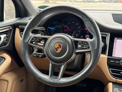 Used 2019 Porsche Macan AWD/4WD image 13