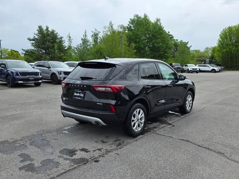 Used 2025 Ford Escape Active AWD/4WD image 8