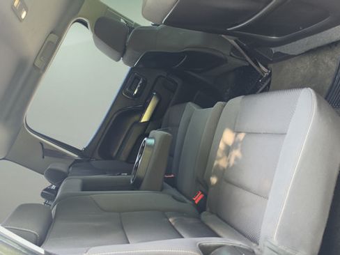 Used 2015 Chevrolet Silverado 2500 LT AWD/4WD image 21