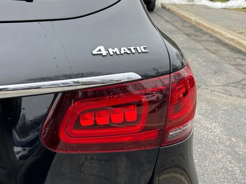 Used 2020 Mercedes-Benz GLC 300 4MATIC image 32