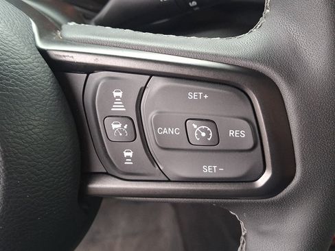 Used 2025 Jeep Gladiator Sport AWD/4WD image 21