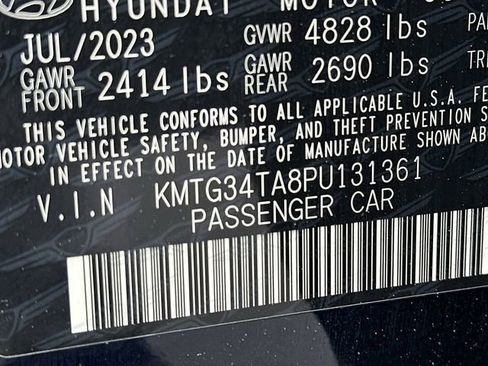 Used 2023 Genesis G70 2.0T image 33