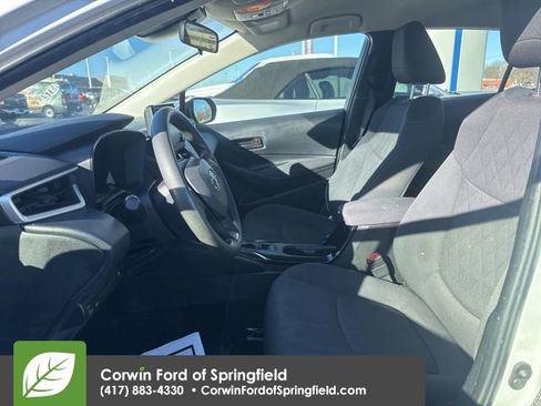 Used 2022 Toyota Corolla LE image 11