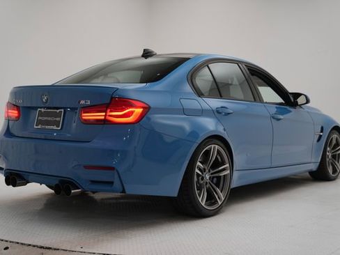 Used 2017 BMW M3 RWD image 21