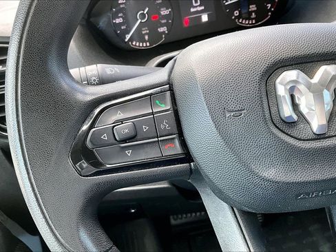 Used 2023 RAM ProMaster 2500 w/ Convenience Group image 10