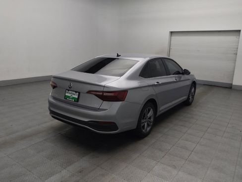 Used 2024 Volkswagen Jetta SE image 9