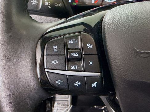 Used 2022 Ford Escape SEL FWD image 14
