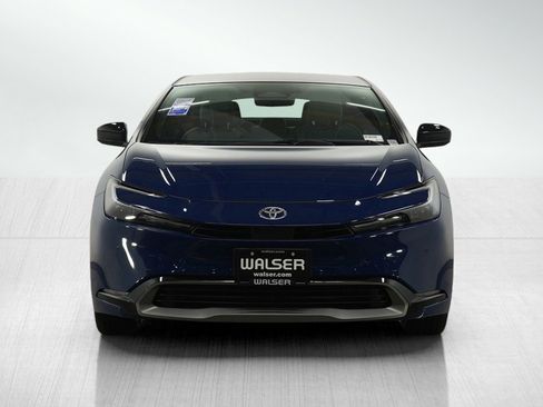 Used 2024 Toyota Prius LE image 8