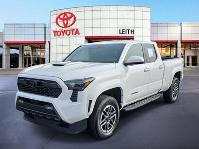 Used 2025 Toyota Tacoma TRD Sport