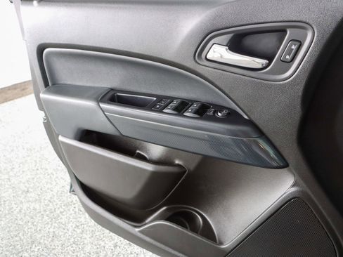 Used 2020 Chevrolet Colorado Z71 image 22