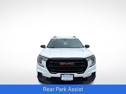 Certified 2023 GMC Terrain SLE w/ Driver Convenience Package AWD/4WD image 13