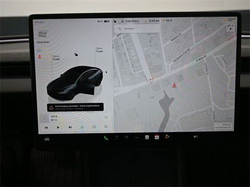 Used 2025 Tesla Model 3 image 10