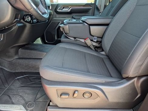 Used 2026 Chevrolet Silverado 1500 LT w/ Protection Package AWD/4WD image 16