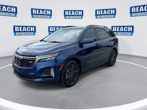 Used 2023 Chevrolet Equinox RS w/ RS Leather Package FWD image 4