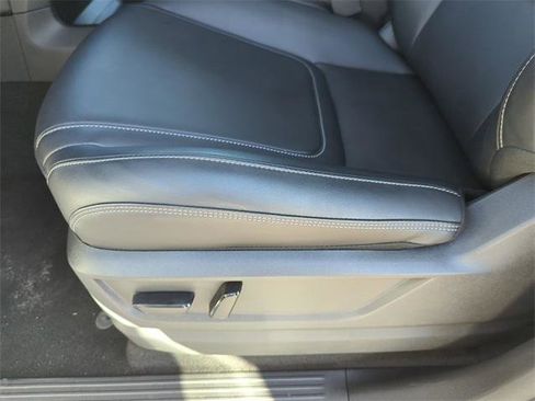 Certified 2025 Nissan Armada SV image 27