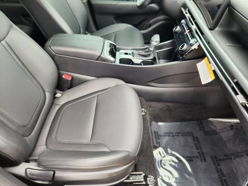 Certified 2025 Hyundai Tucson SEL FWD image 9