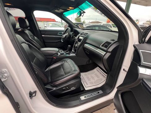Used 2017 Ford Explorer Sport w/ Equipment Group 401A AWD/4WD image 14