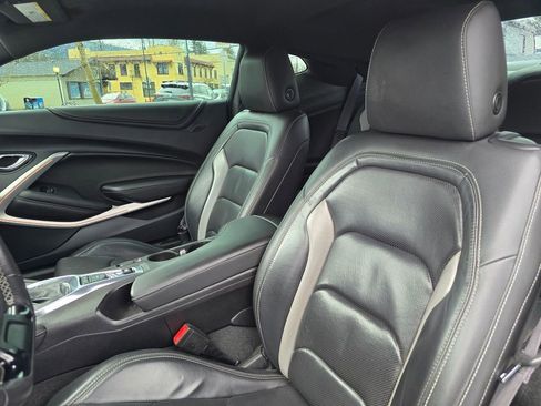 Used 2016 Chevrolet Camaro LT image 18