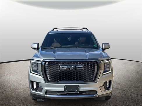 Used 2024 GMC Yukon XL Denali Ultimate image 8