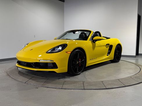 Used 2025 Porsche 718 Boxster S image 5