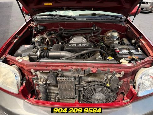 Used 2004 Toyota Sequoia SR5 RWD image 38