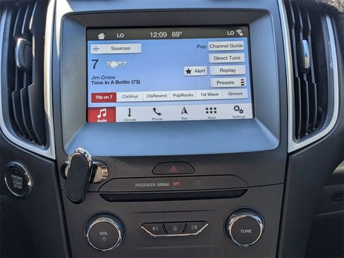 Used 2016 Ford Edge SEL w/ Equipment Group 201A image 10